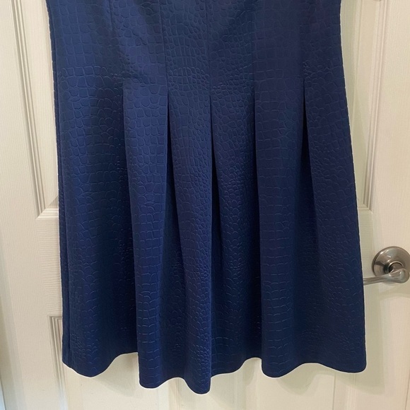 Taylor Fit and Flare Navy Textured Mini Dress Womens Size 14 - Picture 3 of 12